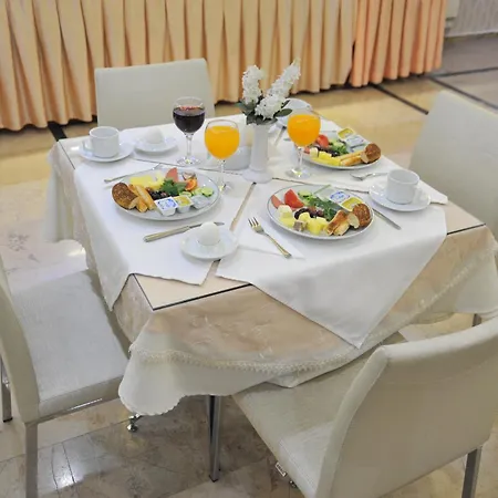 Hotel Kabacam 3*