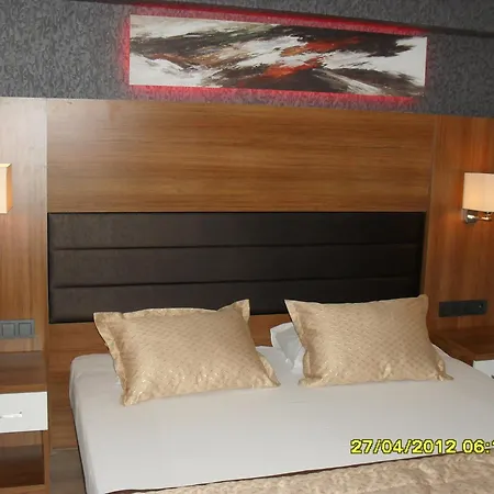 Hotel Kabacam 3*